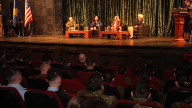 FSK me konferencë: “Fuqizimi i gruas në institucione dhe roli i saj në zhvillimin e shtetit“