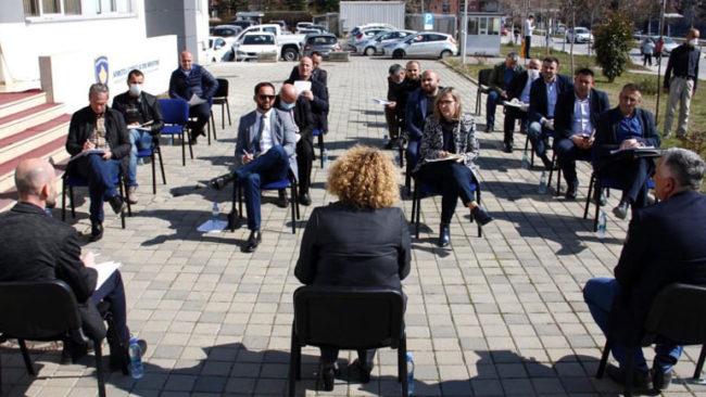 Kërkohet nga Inspektorati Komunal t’i zbatojnë vendimet e Qeverisë dhe urdhëresat e Ministrisë