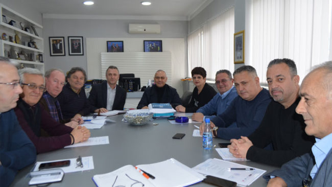 Komiteti Ekzekutiv i FFK-së analizoi rrjedhën e garave në Ipko Superligë dhe rangjet tjera