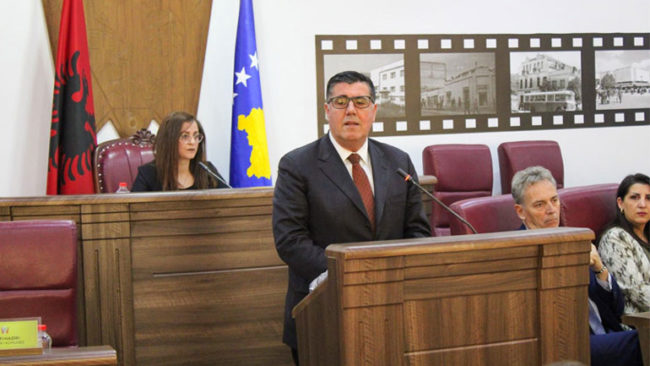 Haziri: Gjithmonë do të jemi krenarë me këto emblema dhe me këta kryengritës që vendit i dhanë lirinë