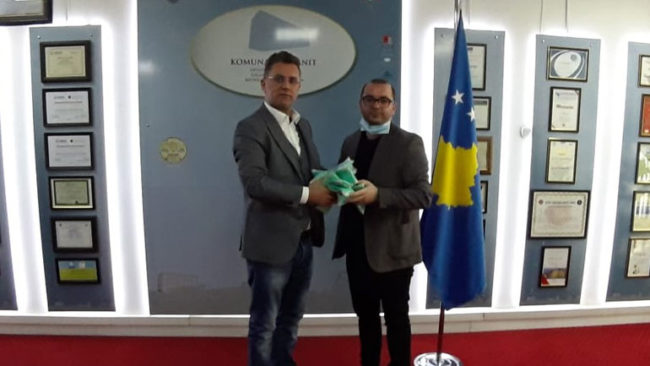 AR Katana furnizon QKMF-në dhe Njësitin e Zjarrfikësve me maska e dezinfektues