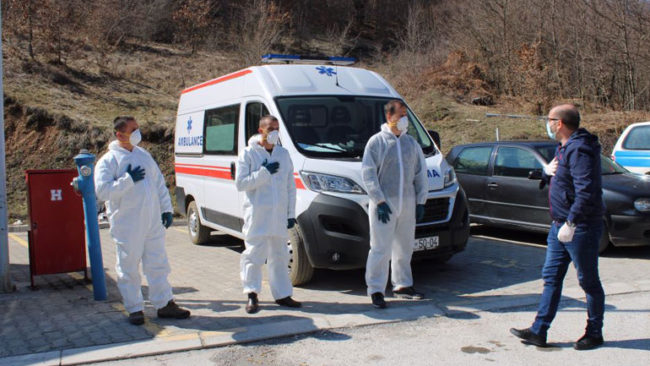 Ismajli viziton pikën kufitare në Muqibabë