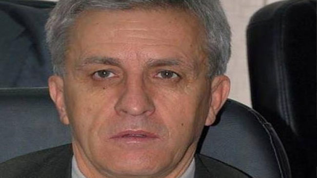 Qeverisje prej tekeve dhe hijeve!