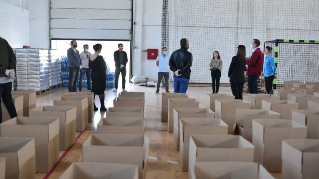 Nga fushata #700për700 sigurohen 400 pako për familjet në nevojë, nevojiten edhe 300 të tjera