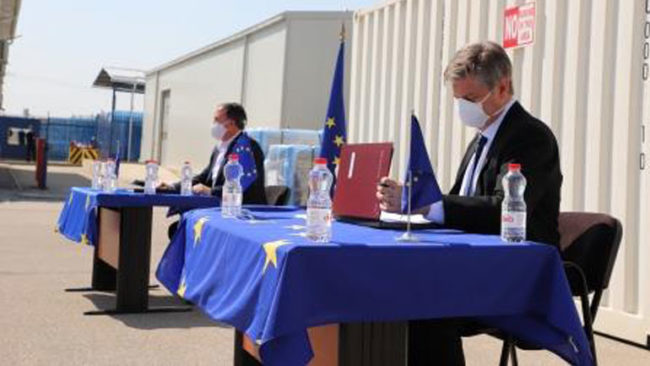 EULEX i dhuron pajisje të teknologjisë informative Shërbimit Korrektues të Kosovës