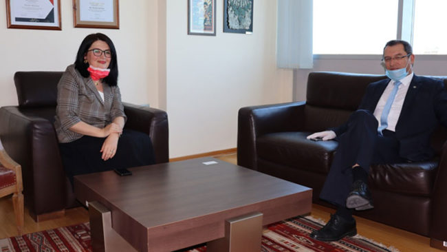 Bisedohet për masat e ndërmarra dhe zbatimin e tyre nëpër komuna