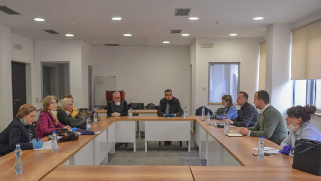 Epidemologë, mikrobiologë e mjekë nga Gjilani, shprehin gatishmëri ta mbështesin Kamenicën