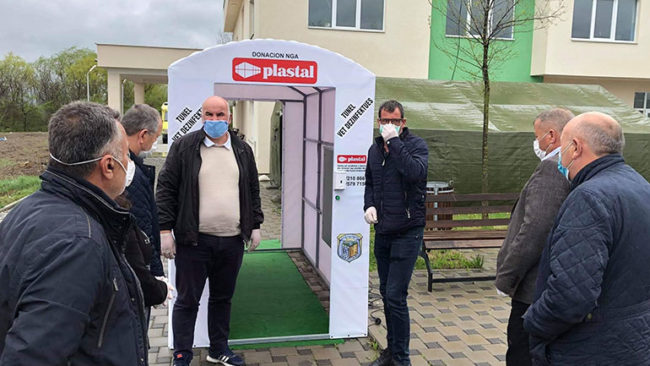 Edhe Qendra e Mjekësisë Familjare në Pozheran u bë me tunel dezinfektues