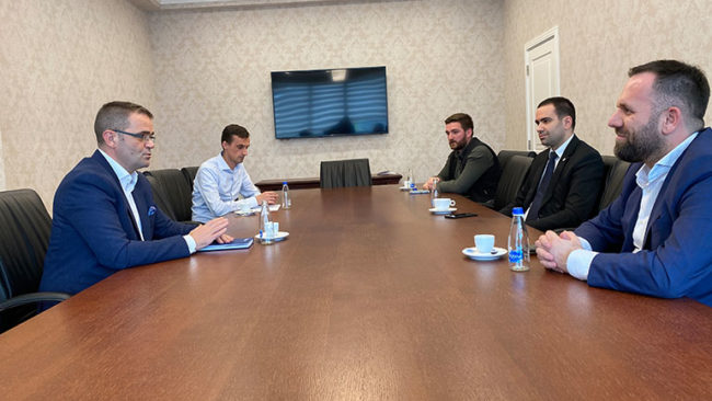 Guvernatori Mehmeti diskuton me përfaqësuesit e odave ekonomike për programin e rimëkëmbjes