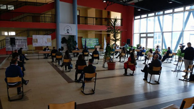Vitia liron nga pagesa shfrytëzuesit e hapësirave publike për periudhën kohore mars, prill dhe maj