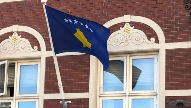 MPJD dënon ashpër aktin vandal ndaj Konsullatës së Kosovës në Kopenhagë