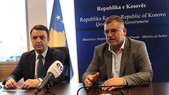 Ministrat Kuçi dhe Selimi bisedojnë për rimëkëmbjen ekonomike