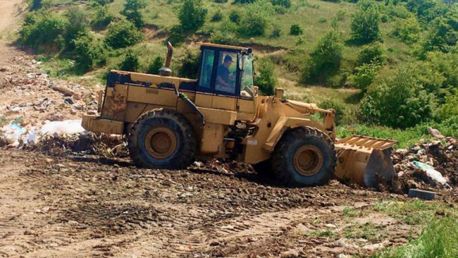 Pastrohet lokacioni i mbeturinave në fshatin Muçiverc
