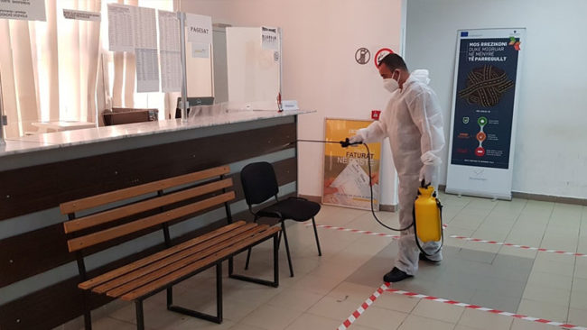 Vitia me 55 raste aktive me koronavirus