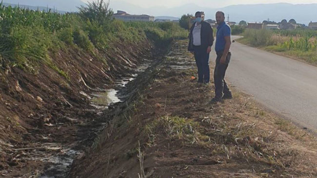 Komuna e Vitisë vazhdon me pastrimin dhe hapjen e përroskave, kanaleve dhe lumenjve