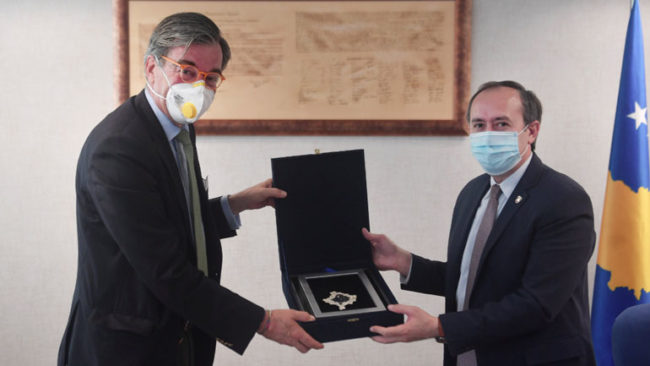 Kryeministri Hoti priti në takim lamtumirës ambasadorin e Gjermanisë, Christian Heldt