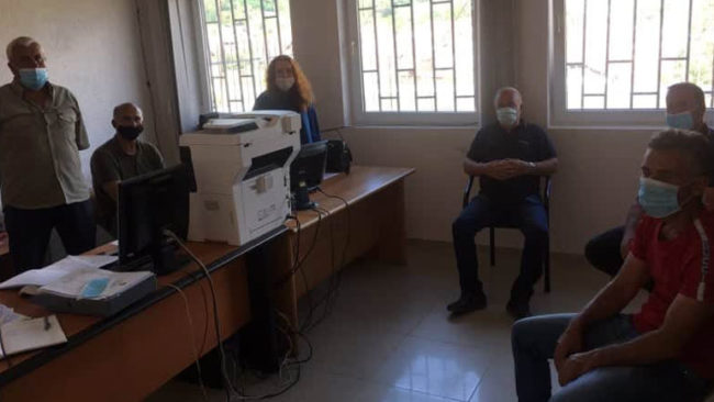 Deri tani mbi 90 përqind e qytetarëve të Hogoshtit janë furnizuar me kontejnerë