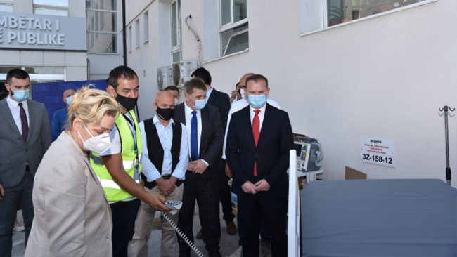 BE-ja dorëzon kontigjentin e radhës të ndihmave përkrahje për shëndetësinë kosovare