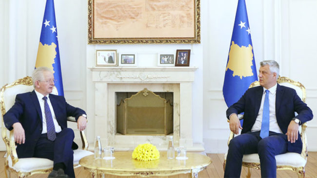 Presidenti Thaçi priti Koordinatorin për Dialog: Në Bruksel do të dialogohet vetëm për njohjen ndërshtetërore