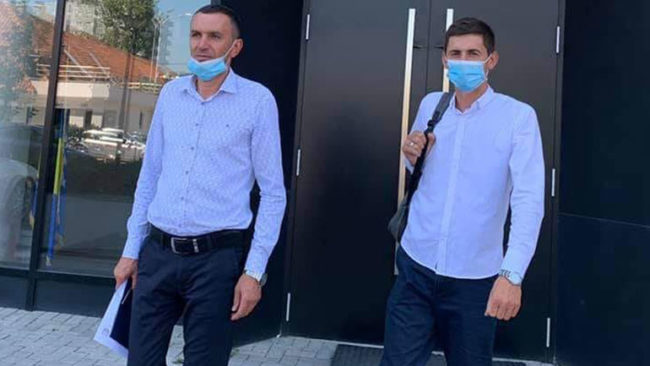 Drejtori Arifi dorëzon në Ministri të Bujqësisë 715 aplikacione të bujqëve të Kamenicës për subvencione