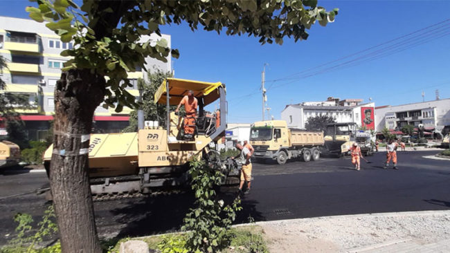 Asfaltohet qendra e qytetit të Gjilanit