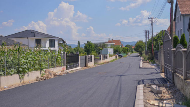 Përfundon asfaltimi i rrugës “Ali Hadri” në lagjen Iliria