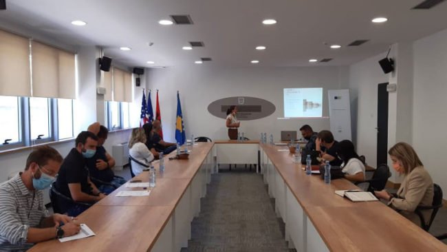 Trajnim mbi rolin e medieve dhe shoqërisë civile në monitorimin e prokurimit publik