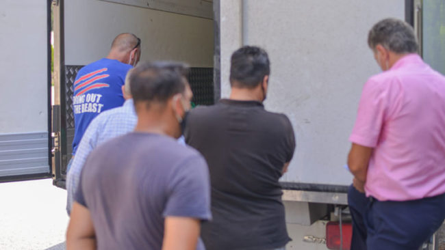 300 pako me mish dhurohen nga shoqata “Jetimat e Ballkanit”