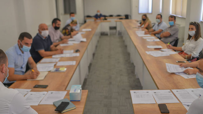 Komiteti për Politikë dhe Financa mban mbledhjen e gjashtë të radhës
