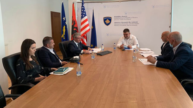OAK dhe Ministri Kuçi diskutojnë mundësit për përkrahje të bizneseve