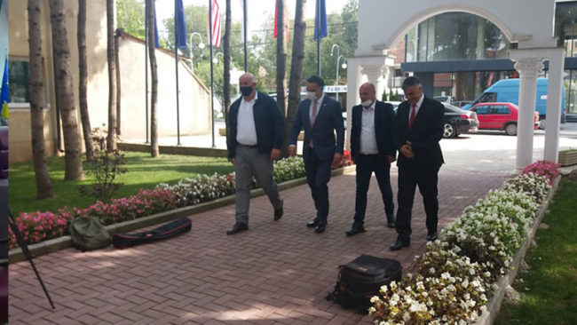 Zëvendëskryeministri Besnik Tahiri vizitoi Vitinë