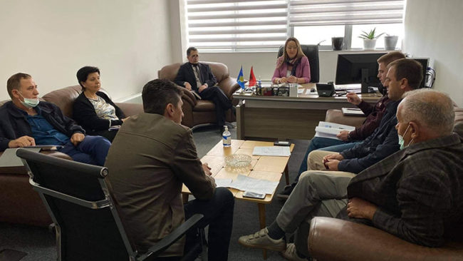 Përfaqësues të CDI-së dhe Komunës së Vitisë diskutojnë mbi mbrojtjen e ujërave nëntokësore