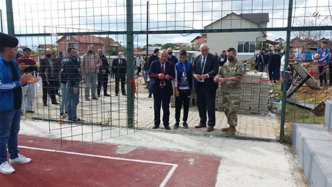 Është përuruar sot zyrtarisht fusha sportive në Ramjan