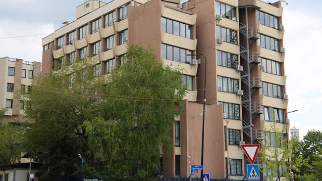 Arrestohen gjashtë persona për shpëlarje parash, falsifikim dhe armëmbajtje pa leje