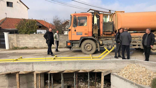 Filluan punimet në zgjerimin dhe asfaltimin e rrugës alternative në Smirë