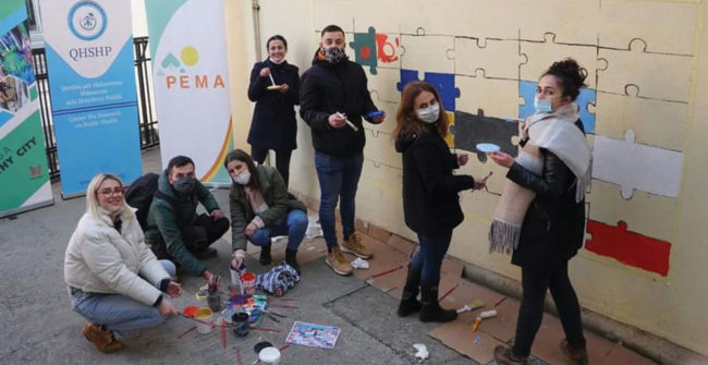 “Painting a Healthy City” me mural për ruajtjen e shëndetit publik