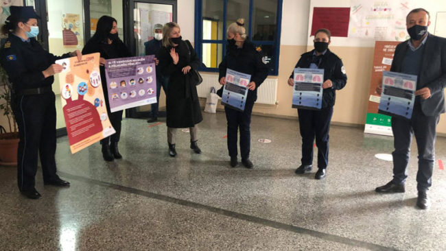 Policia me fushatë sensibilizuese për zbatimin e masave kundër pandemisë