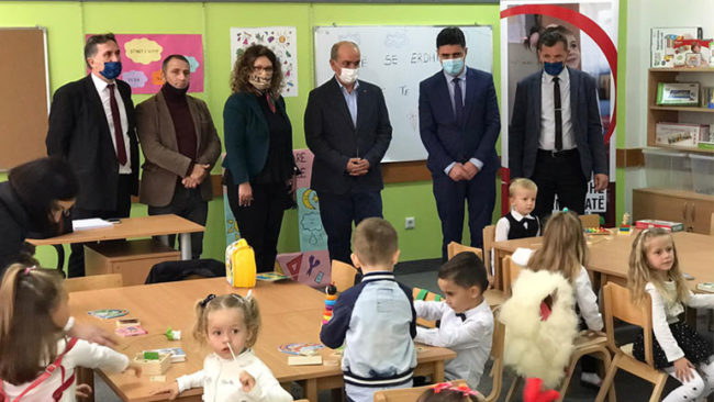 Inaugurohet Qendra me Bazë në Komunitet në Zhegër