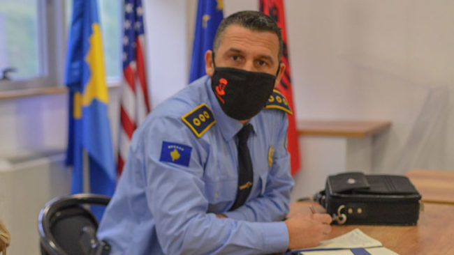Policia shqipton 62 tiketa për mosrespektim të rregullave anticovid në Kamenicë