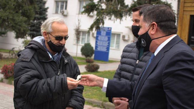 Në Gjilan inaugurohet shtëpia mobile e librit ABC