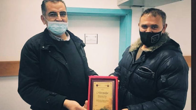 Nderohet me mirënjohje për ofrimin e shujtave ushqimore dhe pijeve për stafin mjekësor
