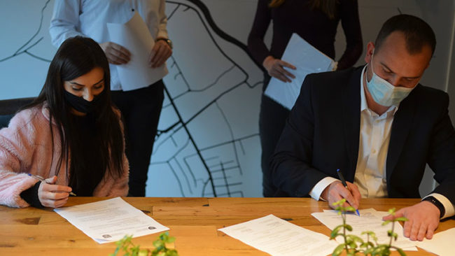 Komuna e Kamenicës nënshkruan marrëveshje me bizneset individuale për subvencionimin e tyre