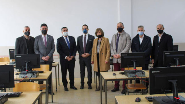 Haziri: Shkollat profesionale janë rruga më e sigurt e punësimit të fëmijëve tanë