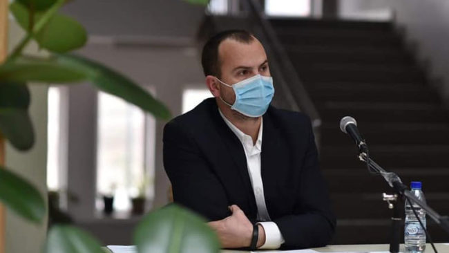 Edhe Kamenica sot me numër të madh të të infektuarëve, 41 raste të reja me COVID-19
