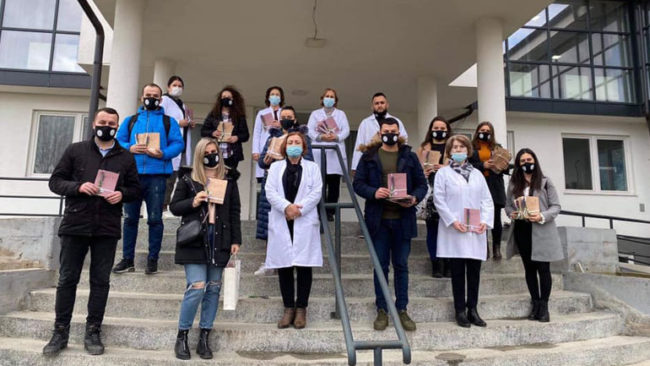 “Rinia Studentore Kadri Zeka” nderon mantelbardhët