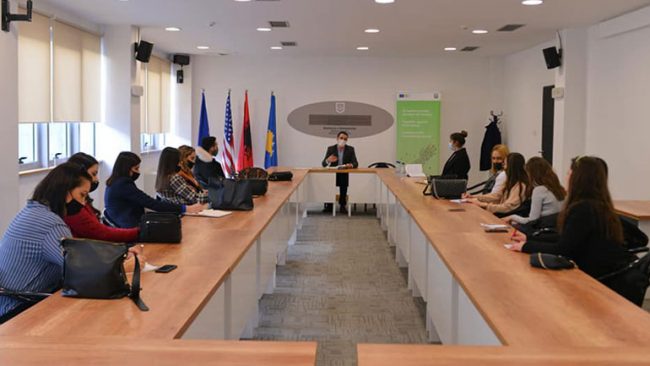 Kamenica fillon përgatitjen për shënimin e 9 shkurtit “Ditës së Internetit të Sigurtë”