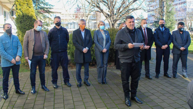 Haziri: Rënia e infeksionit me COVID-19 në Gjilan nuk lejon komoditet, edhe më tutje po luftojmë me të panjohurën