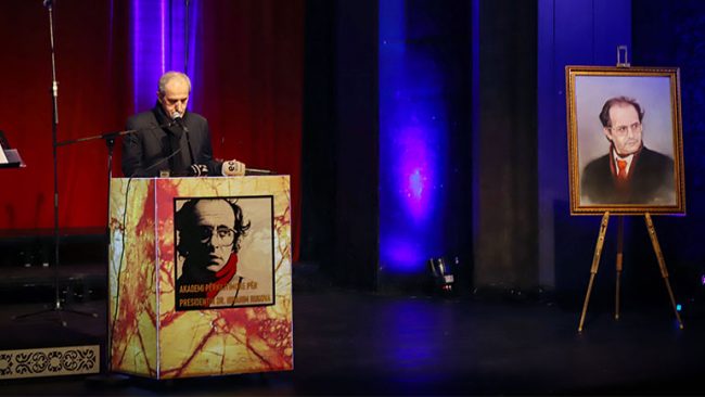 Ibrahim Rugova, udhërrëfyes për secilin brez e kohë