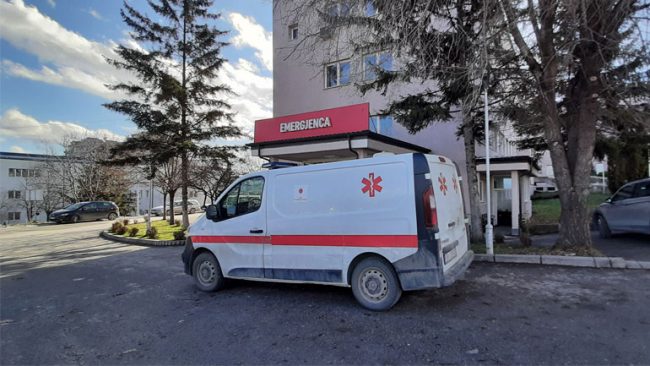 Në spitale po trajtohen 38 pacientë me covid dhe post-covid