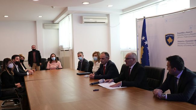 Certifikohen 53 auditorë të energjisë
